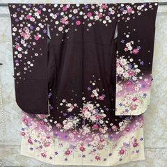 10123○振袖○正絹○海老茶色○桜○沙彩柄地紋○刺繍○雪輪○牡丹○美 