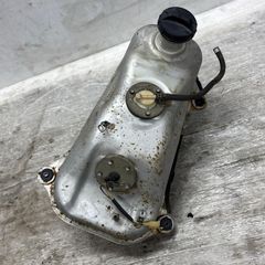 NSR50 純正 燃料タンク コック 錆あり レストアベース - メルカリ