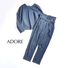 cX01 ADORE ストライプド ウールストライプブラウス 毛 シャツ パンツ ズボン フォーマル スーツ ベルト付き 卒園式 卒業式 ママさんスーツ セットアップ アドーア 上下8.1万円