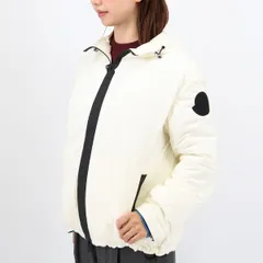 MONCLER モンクレール レディースダウンジャケット LILAS GIUBBOTTO 1A51100  C0391 034/WHITE ホワイト アウター ショート 軽量 フーディー ライトダウン ブランド