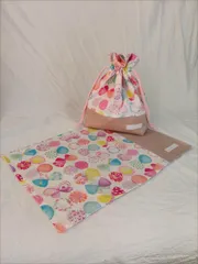 蝶々とリボンのランチョンマットとコップ袋のセット　サイズ変更可能☆　ハンドメイド　入園　入学　入園入学セット　給食袋　弁当袋 カラフル　ピンク