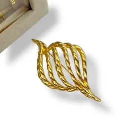 美品 DIOR ディオール ブローチ ゴールド　箱付き