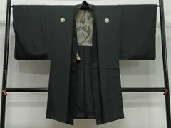 平和屋着物∞男性　長羽織　黒紋付　羽裏：風景文　羽織紐付き　正絹　逸品　CABC3164ua
