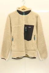 【中古】 patagonia メンズフリースジャケット M CLASSIC RETRO-X JACKET patagonia M ベージュ 肌色 紺 ネイビー ロゴ