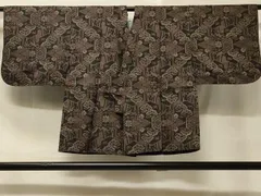 平和屋着物＃本場大島紬　道中着　7マルキ　亀甲笹松文　正絹　逸品　CABD1287in