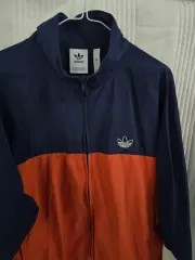 アディダス オーバーサイズ ネイビー/オレンジ ウィンドブレーカー