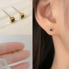 ピアス レディース エメラルド グリーン 緑 スクエア 四角 小さめ 極小 3mm スタッドピアス 18kコーティング ゴールド 金 金属アレルギー対応 つけっぱなし セカンドピアス シンプル 上品 大人可愛い おしゃれ オフィス プレゼント ギフト 送料無料