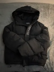 トラップスター ロンドン 正規品 販売可能