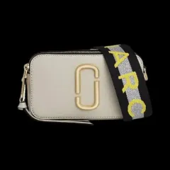 マークジェイコブス スナップショット バッグ アイボリー 新品 コンディション