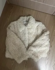 アイボリーファー ジャケット