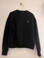 Calvin Klein 黒 スウェット