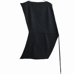 PLEATS PLEASE 黒ラメ トップス アシンメトリー サイズ3 - メルカリ