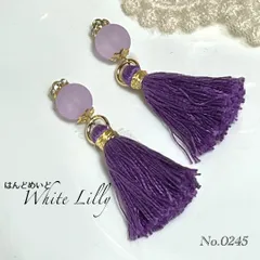 No.0245　タッセル付きピアス