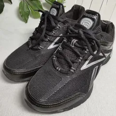 【良品】Reebok/リーボック/イージートーンリーニュー/スニーカー/ブラック/黒/シルバー/銀/24.0cm