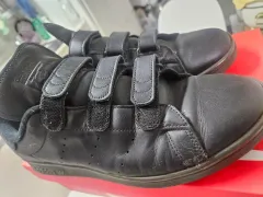 アディダス スタンスミス ベルクロ ブラック