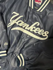 マジェスティック ニューヨーク・ヤンキース アウター XLサイズ