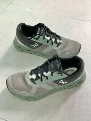 275 | オンランニング クラウドランナー