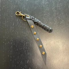 【No.s5】ハンドメイド　高級本牛革レザークラフト　チャーム　キーホルダー　ブラック