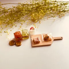 なおママ様専用ページ　樹脂粘土ミニチュアパン・スイーツ・フード