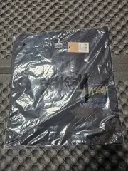 STUSSY ステューシー ブラック 半袖Tシャツ ホログラム 新品 m