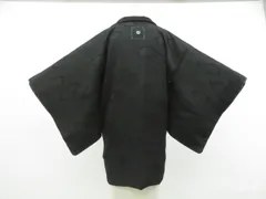 【京松】黒羽織 一つ紋 地紋入り しつけ付 羽織紐別売り 正絹 着物 美品 身丈約81cm 裄丈63cm kyo8z02-188