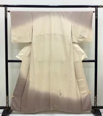 中古品　袷着物　訪問着　刺繍花　浅黄色　正絹　R406