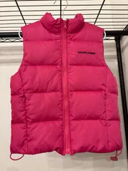 【美品】ラルフローレン キッズ 140 ダウンベスト ピンク 文字ロゴ刺繍