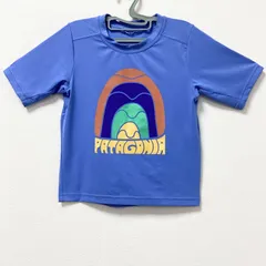 古着　美品　Patagonia　パタゴニア　Baby Capilene Silkweight　ベビー・キャプリーン・シルクウェイト・Tシャツ　半袖Tシャツ　キッズ　110~120サイズ　クルーネック　混紡　ブルー　青　速乾　UVプロテクション　防臭加工　水遊び