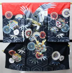 お宮参り 産着 男児 男の子 のしめ 合繊 金刺繍 綸子地 豪華絢爛 赤色×黒色 鷹 祝着 一つ身 掛け着 熨斗目 NO43105