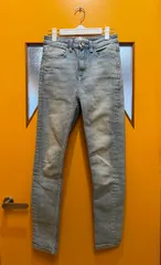 【H3-84】◇ ZARA　USA 04サイズ　デニムパンツ　青色