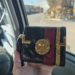 メトロシティ ブラック 二つ折り財布 カードウォレット