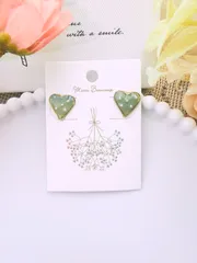 小さなゴールドハート耳飾り(green)
