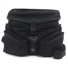 良品▼PRADA プラダ 2VD062 ナイロン レザー Re-Nylon トライアングルロゴ 三角プレート メッセンジャー ショルダーバッグ ブラック メンズ 定価390,500円