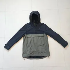 VANS ヴァンズ ハーフジップアップ ウィンドブレーカー