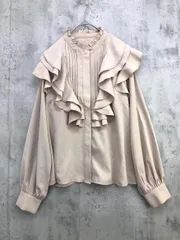 tocco closet トッコクローゼット フリル パール 長袖 ブラウス シャツ sizeM/ベージュ  ■◇ レディース
