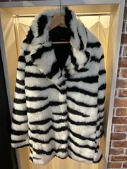 A-1734  未使用 Bershka ベルシュカ ファーコート 毛皮コート ブラック ホワイト ゼブラ サイズUSA→S