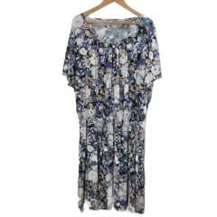 美品 大きいサイズ ワンピース プリントジャージー 花柄 ひざ丈 フレンチスリーブ 半袖 5L マルチカラー /X