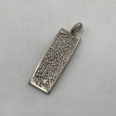 シルバー925】透かし彫り ペンダントトップ マッキントッシュローズ調 
