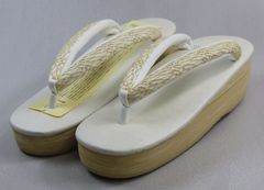 Item thumbnail for item 22b49809-5ad4-4b18-8a7a-dd02e6693db1