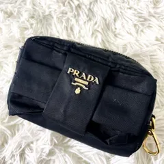 プラダ　PRADA ポーチ　リボン　ゴールド金具　金金具　小物入れ