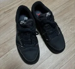 ジョーダン 1 x トラヴィス スコット レトロ ロー OG SP ブラック FANTOM 270