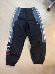 アディダス オリジナル トレーナー ズボン 出品 新品