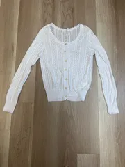 【225541】NICE CLAUP ナイスクラップ  長袖カーディガン　ニット　装飾ボタン　コットン・ナイロン混　ストレッチ  ・ ホワイト