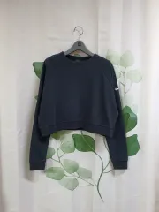 ナイキ クロップド Tシャツ