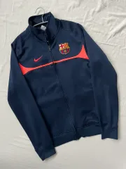 ナイキ バルセロナ ロゴ ジャージ