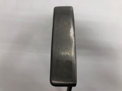 Item thumbnail for item 1b72e385-fb06-475e-820c-580b5bdcc4ff