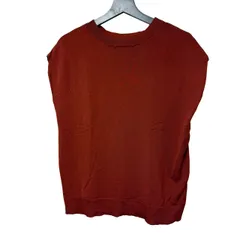 B086 BARNEYS NEW YORK（バーニーズ ニューヨーク）ノースリーブ カットソー（ニットベスト）レッド カジュアル