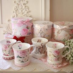 ROYAL ARDEN 猫柄マグカップ ギフトBOX付き ニューボーンチャイナ