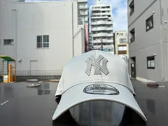NEW ERA 9FORTY White Day Rhinestone ラインストーン ニューヨーク・ヤンキース クローム ¥4620 ＋ 送料¥550