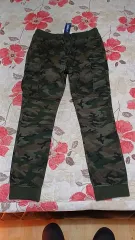H&M 未使用 スキニーカモ カーゴジョガーパンツ 32インチ 丈105